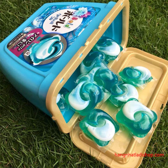 Viên-giặt-gel-ball-3d-xanh-không-làm-phai-màu-quần-áo